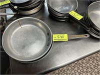 LARGE FRY PANS