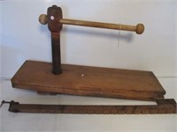 Bench wood clamp, primitive tool and