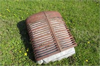 FRONT GRILL OFF FARM ALL TRACTOR