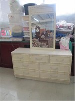 WOODEN 9 DRAWER DRESSER WITH MIRROR