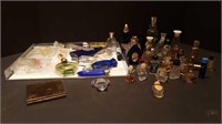 LARGE ASSORTMENT OF VINTAGE MINI PERFUME BOTTLES