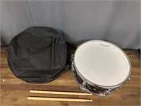 14” Snare drum with bag