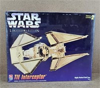 NEW 1995 Star Wars TIE Intercepter