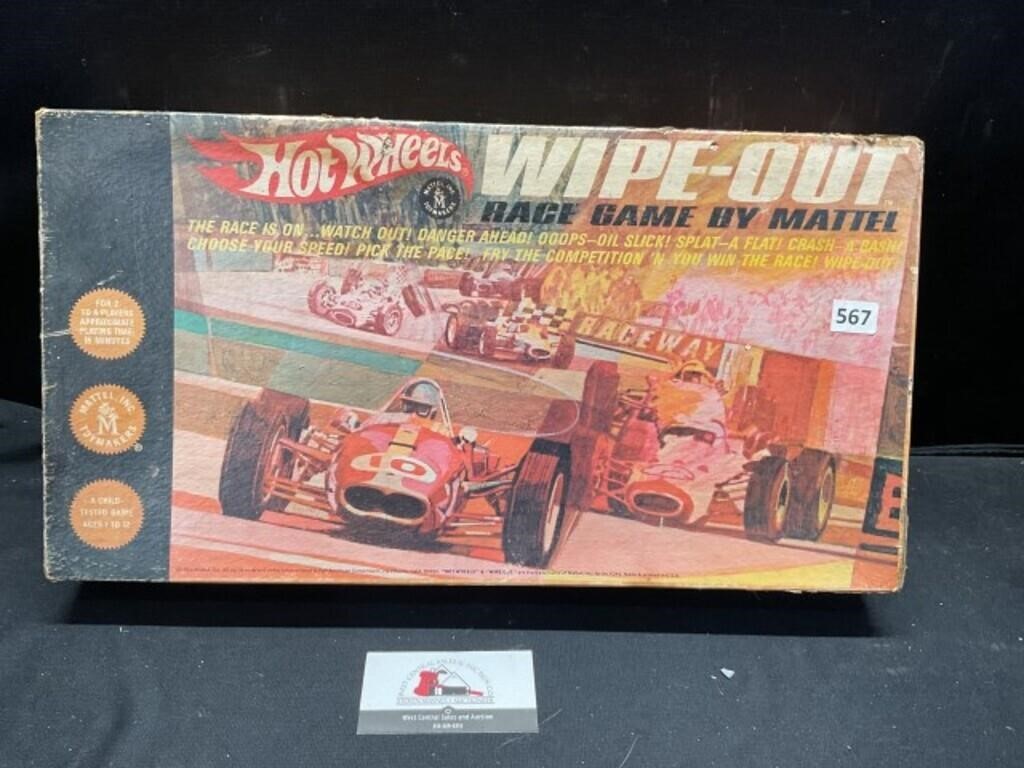 Mattel Hot Wheels Wipe Out Race Game