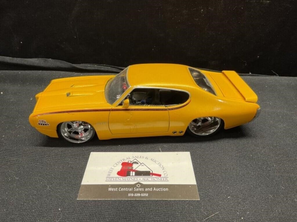 Die Cast 1969 Pontiac GTO Judge