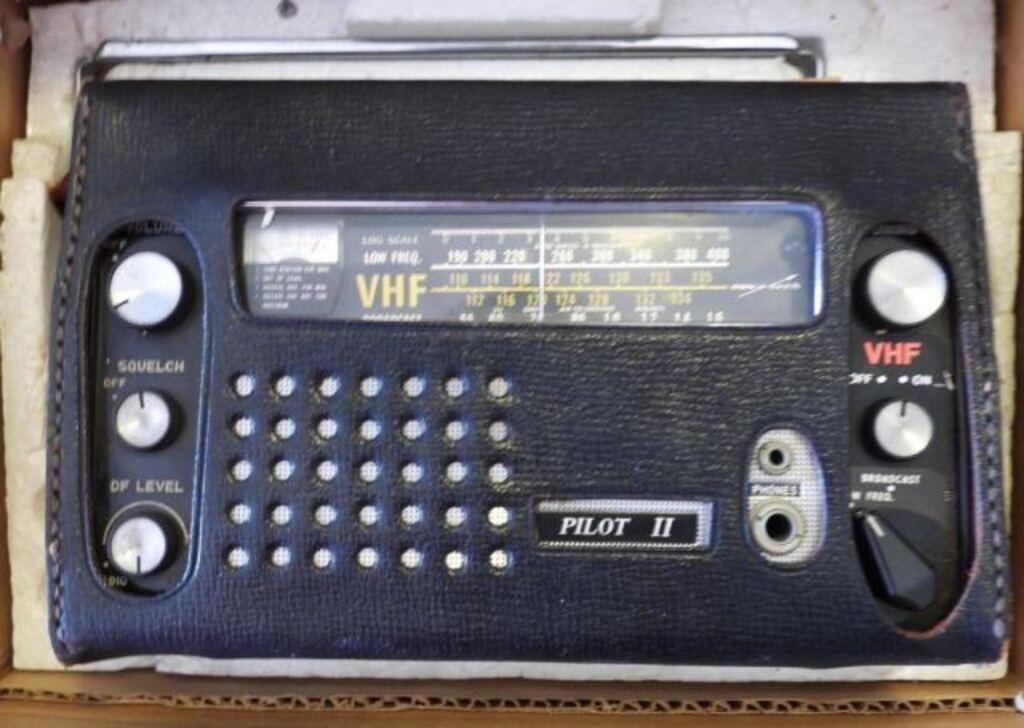 Novatech Pilot II vintage Portable VHF radio