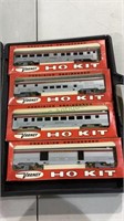 HO scale baggage cars - lot of 4.     1082