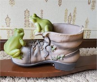 Frog and boot planter approx 6 in tall