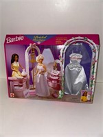 BARBIE BRIDAL BOUTIQUE NEW IN PACKAGE