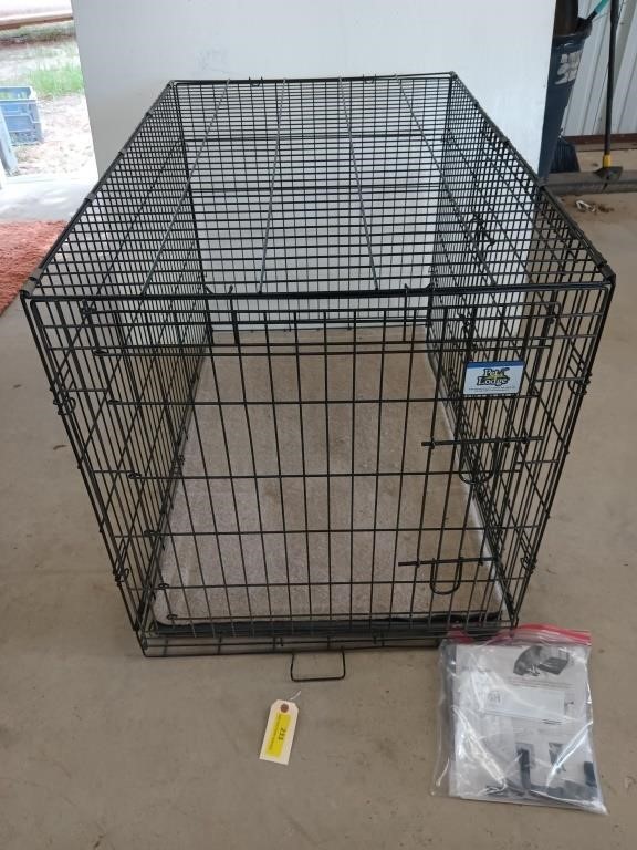 Collapsible portable dog crate 30x42x26
