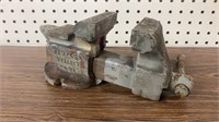 Small Simplex Bench Vise