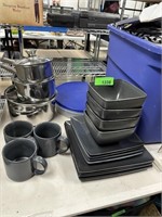 LOT OF COOKWARE / PLATES CUPS