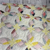 Hand Sewn, Scalloped Edge Quilt