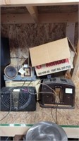 5 vintage radios and parts