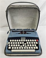 Webster Xl-500 Typewriter W/ Case