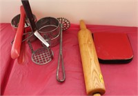 ROLLING PIN, SIFTER, JUICER