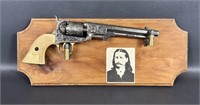 Colt 1851 Navy Revolver Replica & Wall Mount