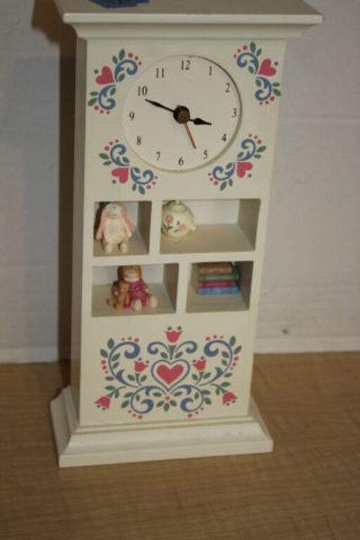 BATTERY OPERATED CLOCK W/MINIATURES