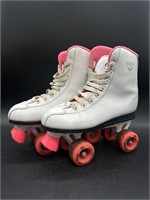 Roller Derby Brand Skates Vintage White & Pink