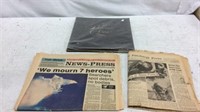 2 Vintage News Papers & A Photo - 10D