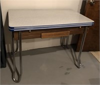 Circa 1950 Kitchen Table with Expandable