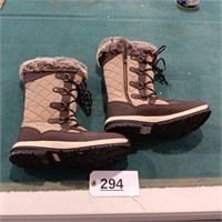 Bearpaw Waterproof Boots Ladies 10