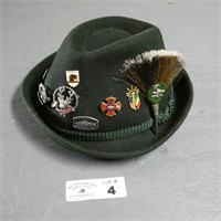 Steinkloper Irish Style Cap with Pins