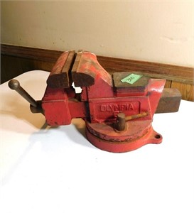 Olympia 6 inch Vise