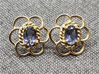 Pair 14 K gold earrings with Amethyst color