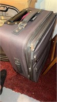 Pierri cardin suitcase
