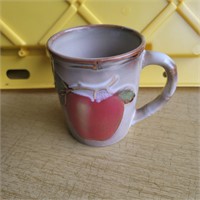 Vtg apple coffee mug