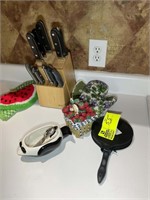 Small group of items including kitchen knives with