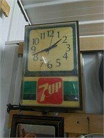 Light up 7UP Advertising clock  this measures 18