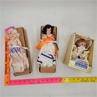 Vintage International Dolls (2)