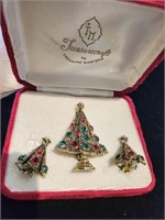 Hollycraft Christmas Brooch & Earrings