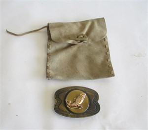 Leather pouch & belt buckel