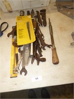 LOTS OF OLD TOOLS