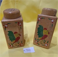 Vintage Rooster Salt & Pepper Shakers Japan