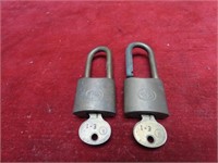 (2)Old brass WB padlocks w/keys.