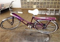 Vintage Ladies Hiawatha Bike / Bicycle