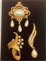 Estate Pearl Broaches Gorgeous !! 3 Large pcs