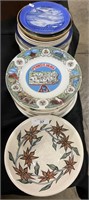 U.S. State Decorative Plates.