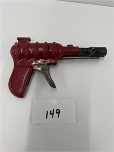 Wyandotte toy repeater space ray gun pistol