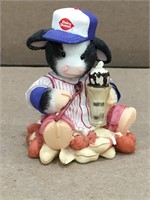 2001 Mary's Moo Moo Dairy Queen Figurine