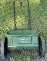 Scotts Linear Fertilizer Spreader