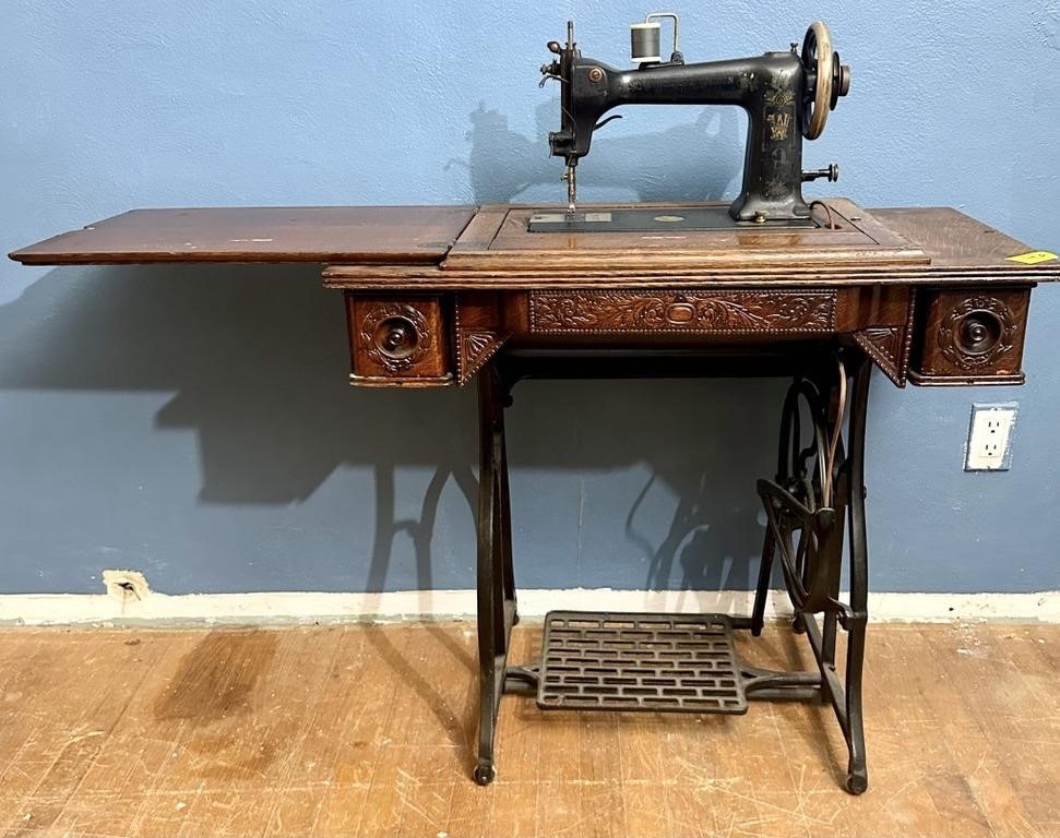 Antique Wheeler & Wilson Sewing Machine as-is