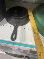 IRON SKILLET