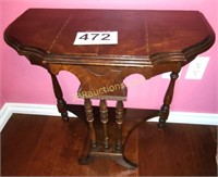 VINTAGE SMALL CONSOLE TABLE