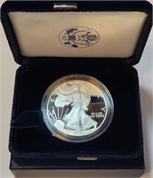 2001 - AMERICAN EAGLE SILVER DOLLAR (D45)