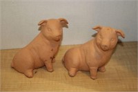 PAIR OF TERRA COTTA PIGS 2D FIGURINES